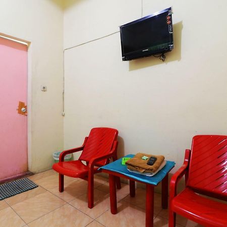 Hôtel Wisma Yuli Syariah à Medan Extérieur photo