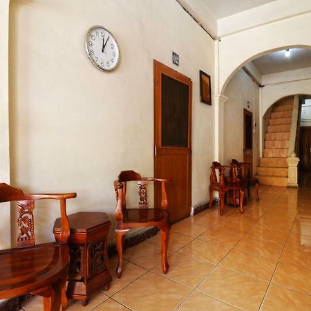 Hôtel Wisma Yuli Syariah à Medan Extérieur photo