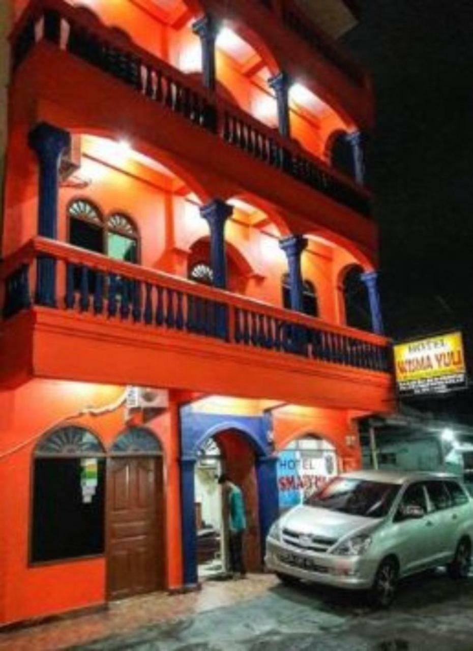 Hôtel Wisma Yuli Syariah à Medan Extérieur photo
